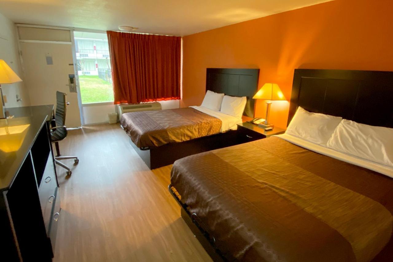 Leesville Landmark Hotel מראה חיצוני תמונה