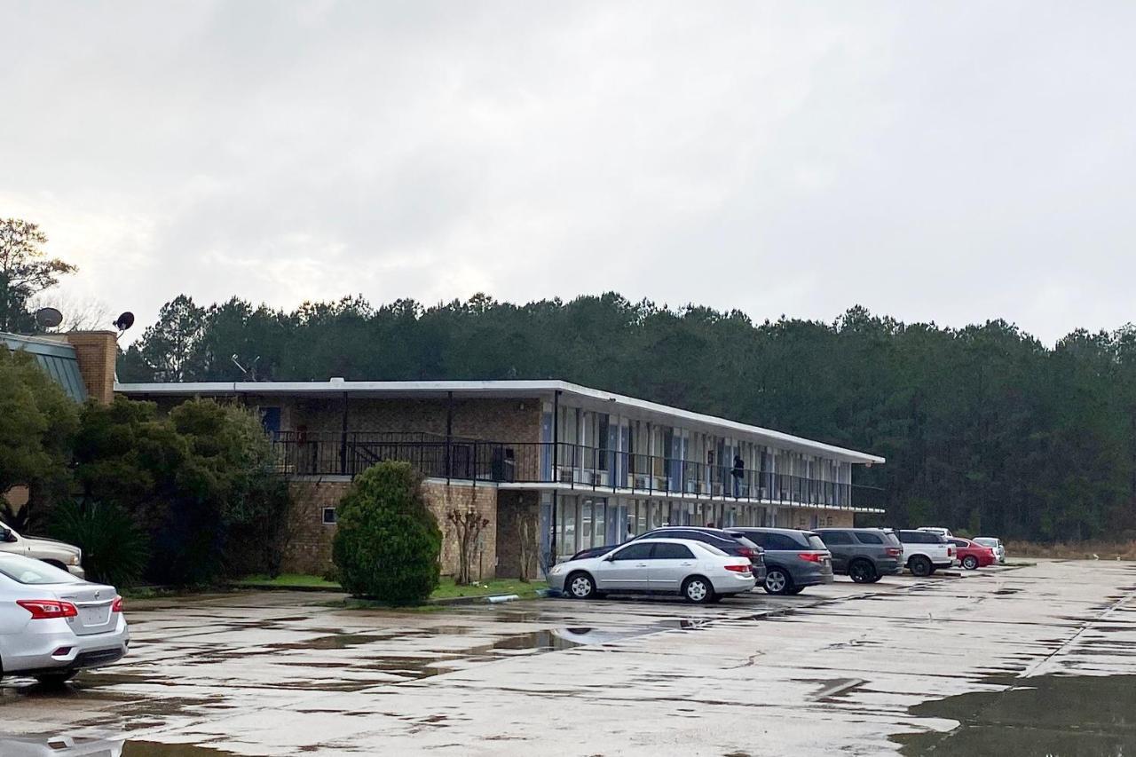 Leesville Landmark Hotel מראה חיצוני תמונה
